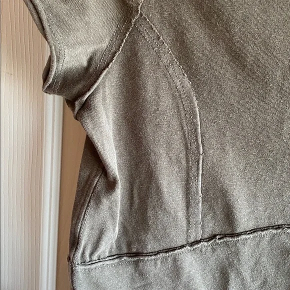 Free People NWT Protagonist WTF Distressed Brown Stretch Cotton Baby Tee Xl - Picture 7 of 12